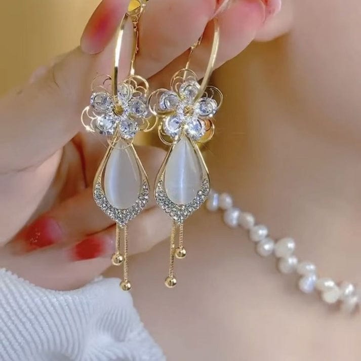 Korean Vintage Metal Flower Long Dangle Earrings For Women Girls Brincos Temperament Pendientes Mujer Jewelry